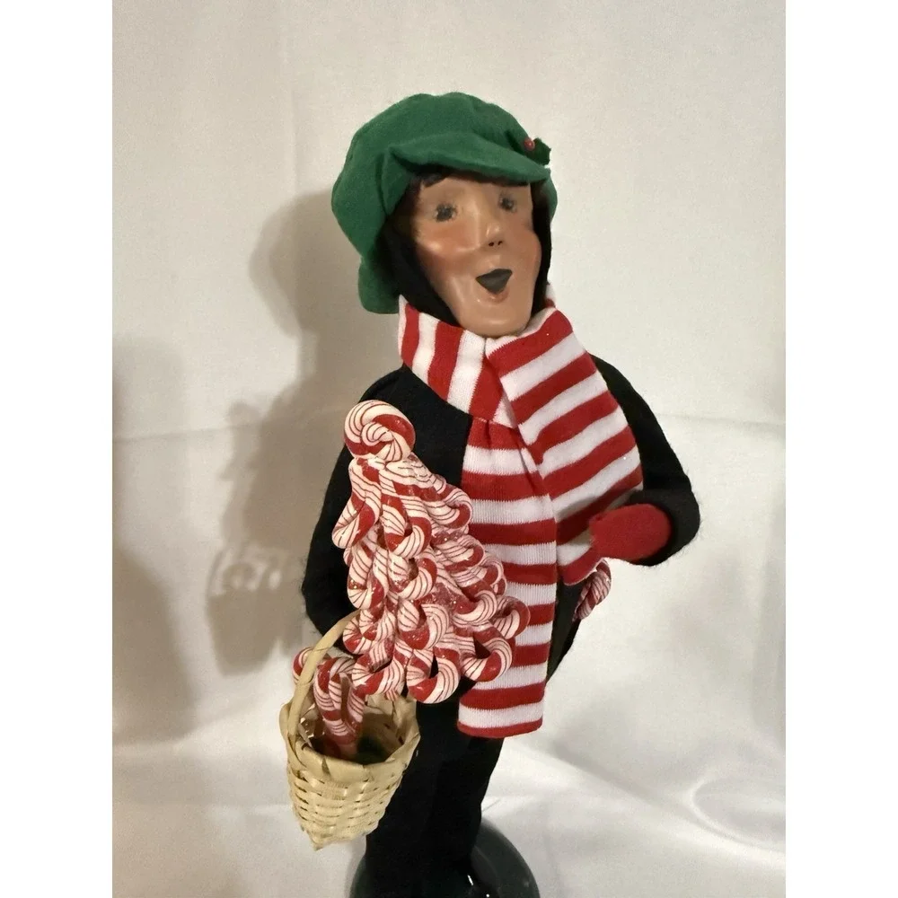 Byers Choice Caroler Candy Cane Seller Christmas Figure 13